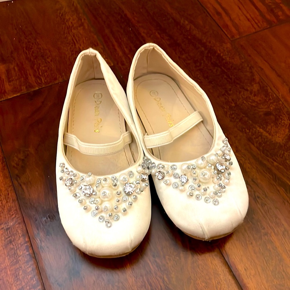 Ivory dress shoes- size 9
